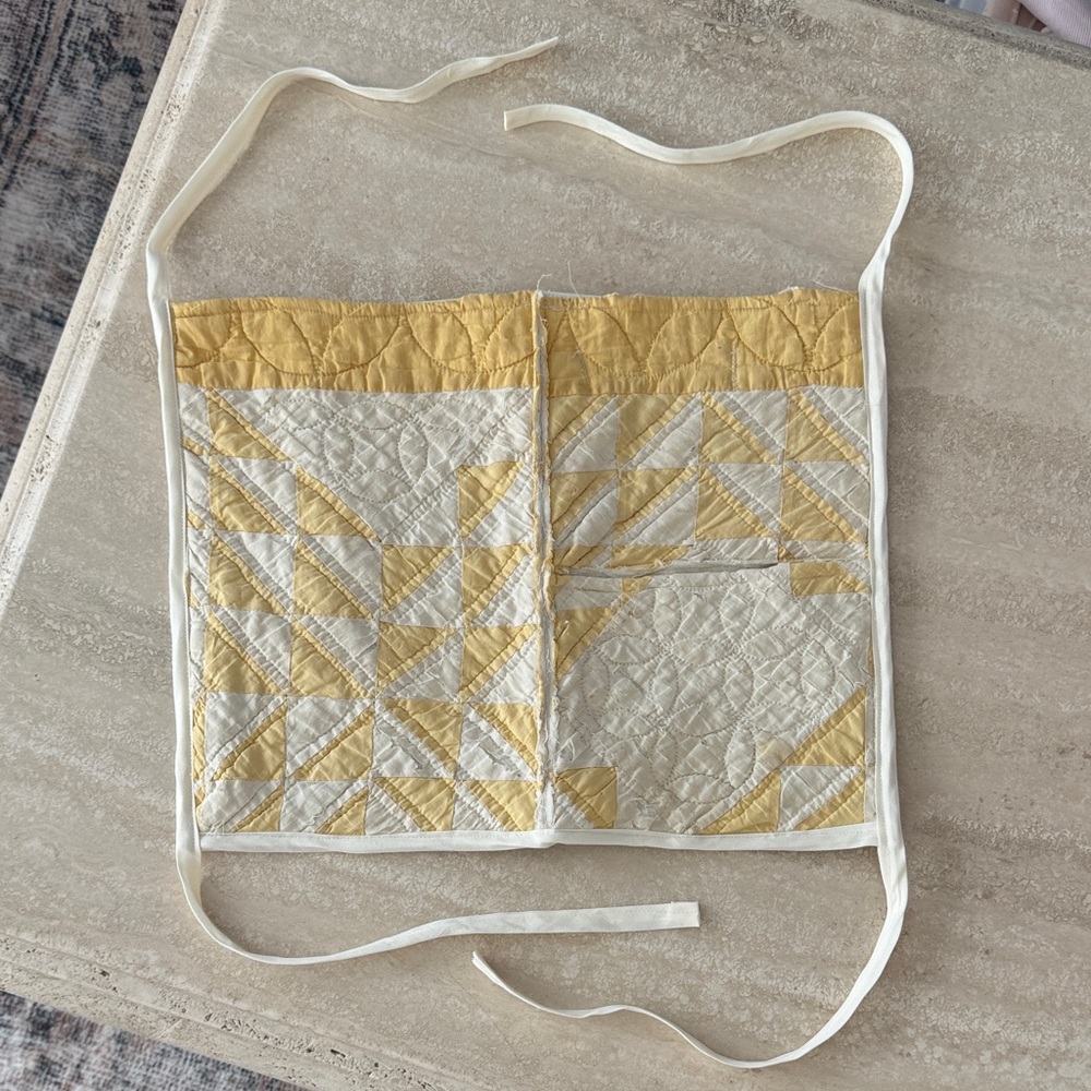 Yellow and White Quilted organizer made by neeneetwigs